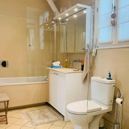 Daire Lux Marais Temple *